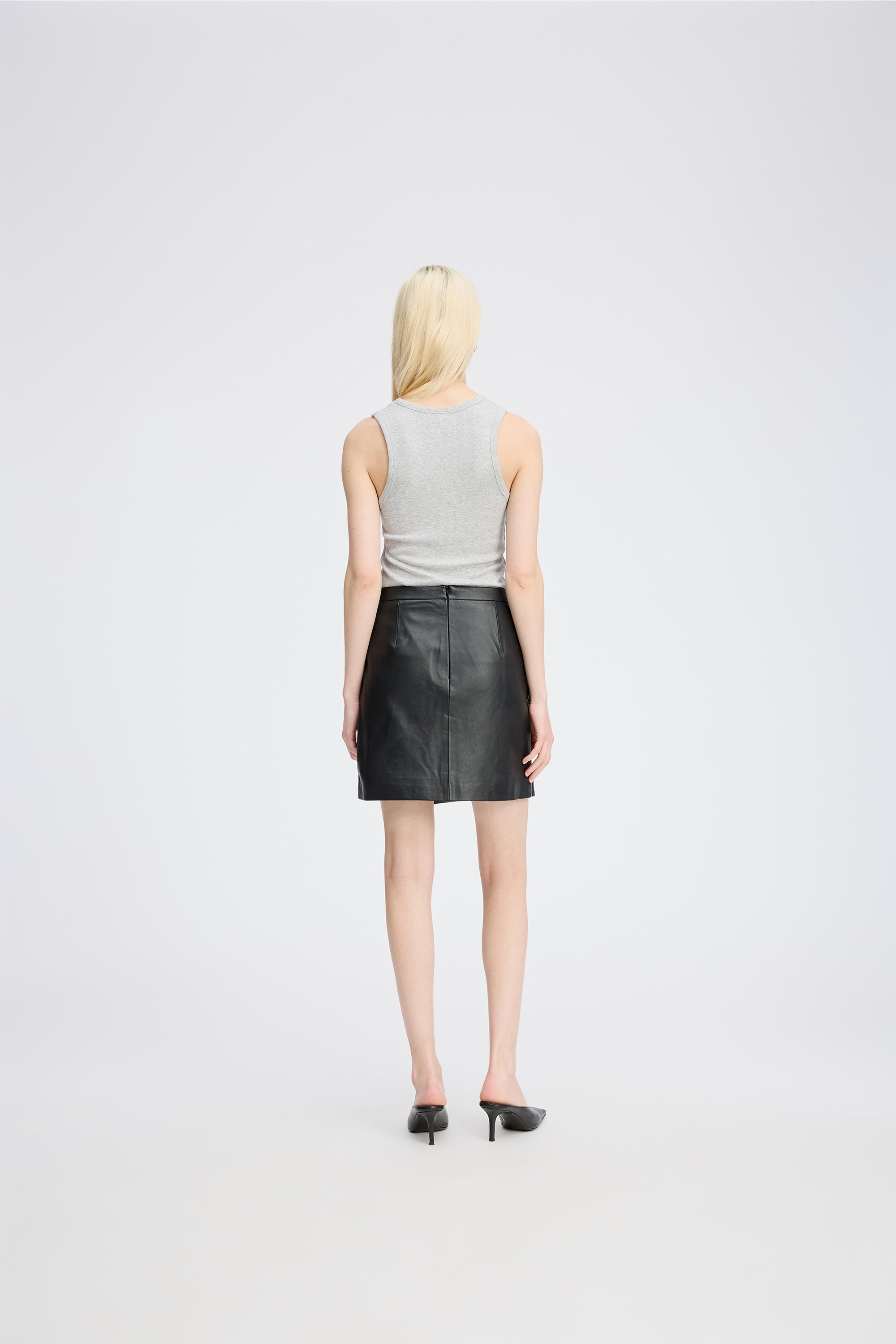 BOMA - GREY