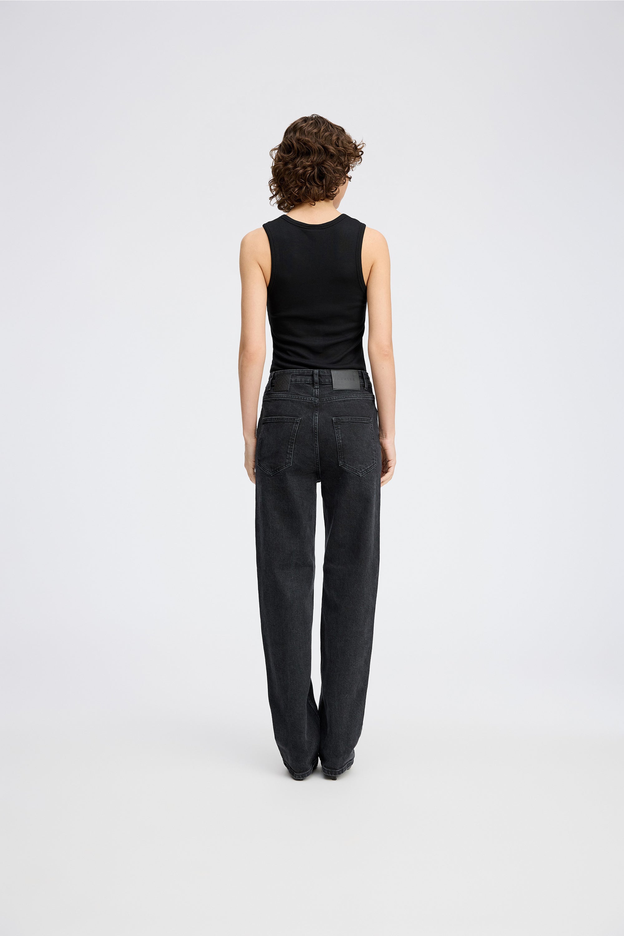 BOMA - BLACK