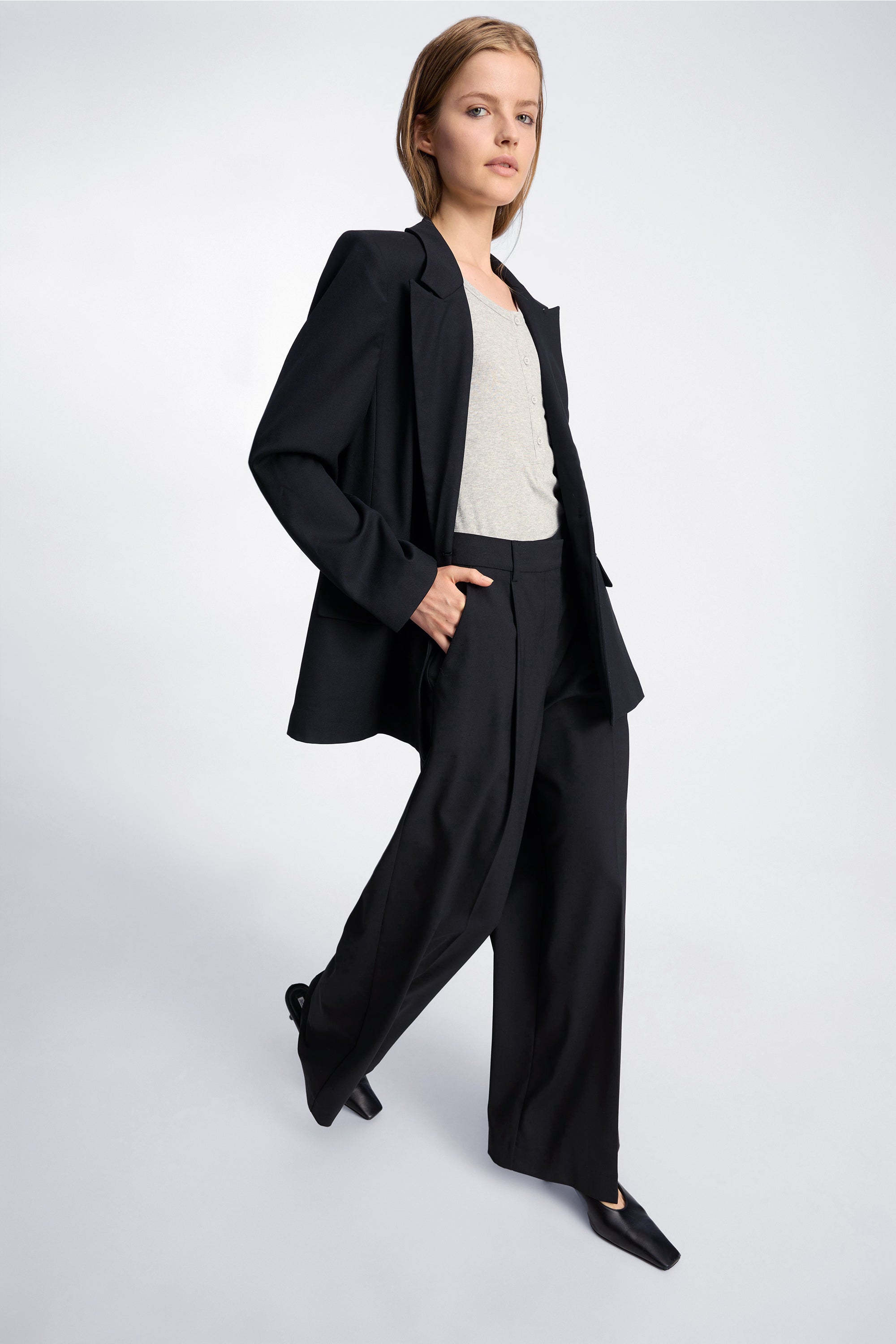 LUPON - BLACK
