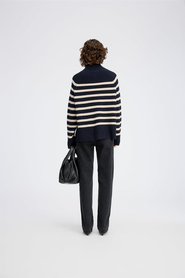 ARISSA - NAVY