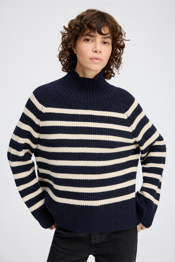 ARISSA - NAVY