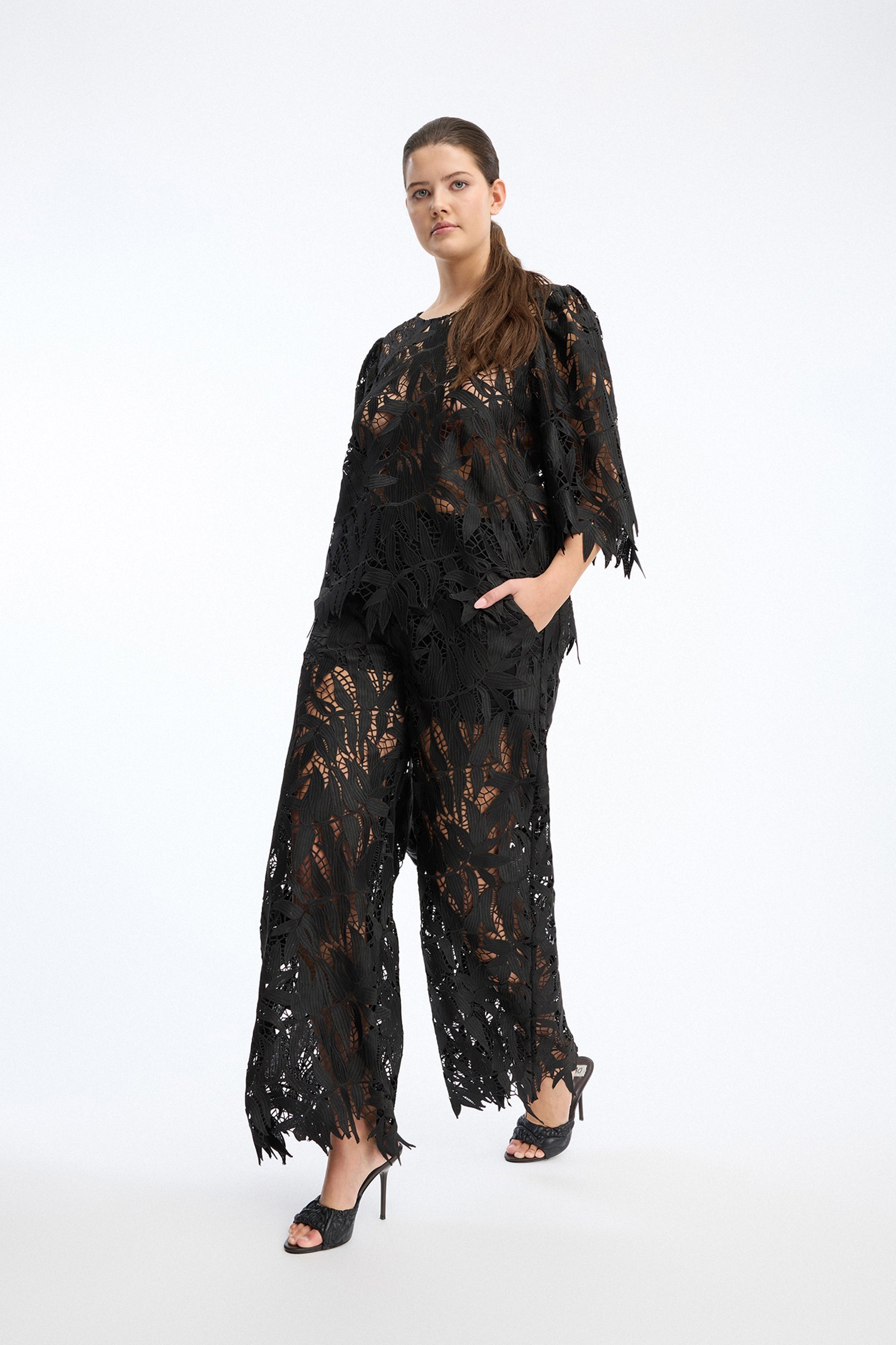 BUBBLE - BLACK