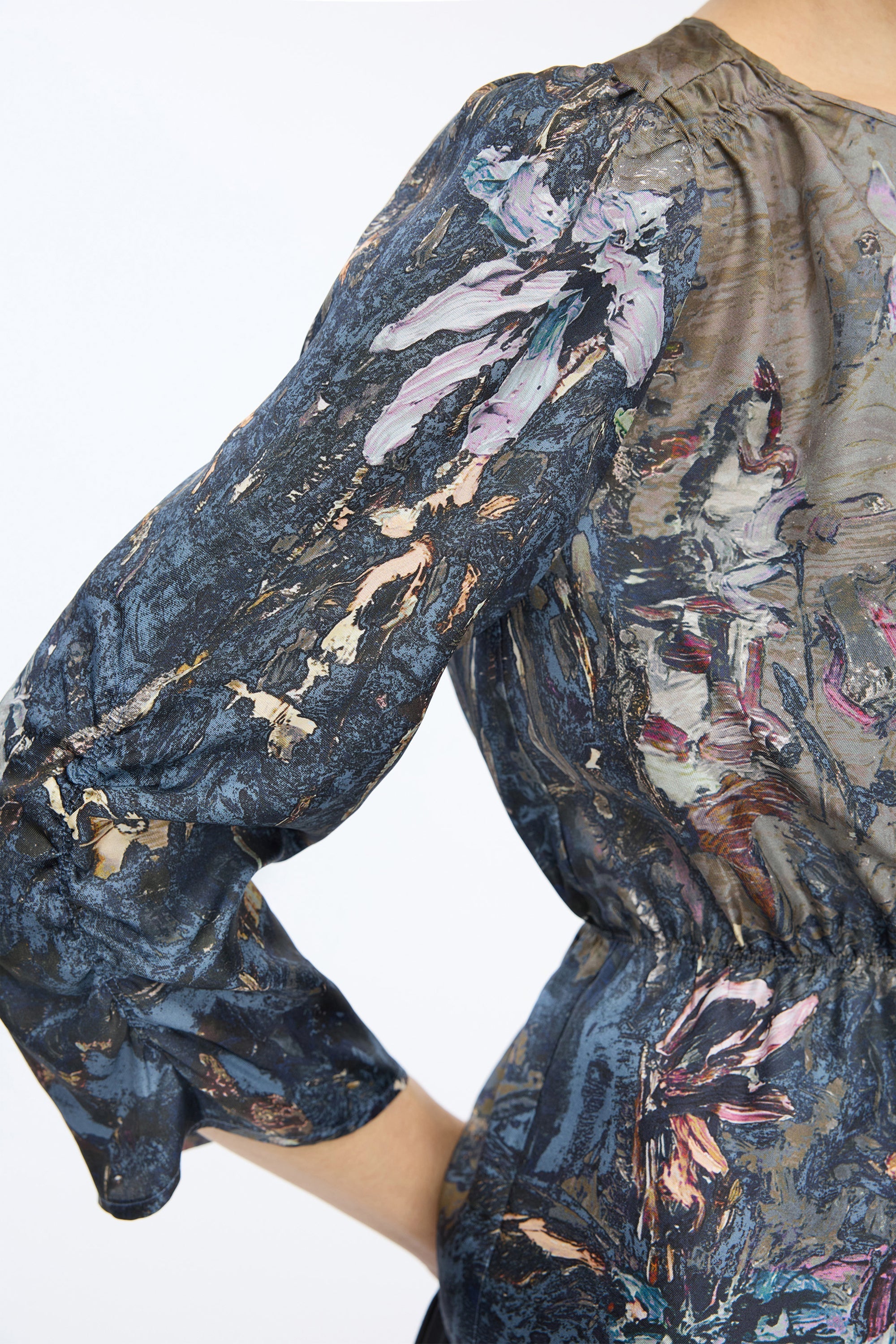 VIRAGO - PRINT NATURE