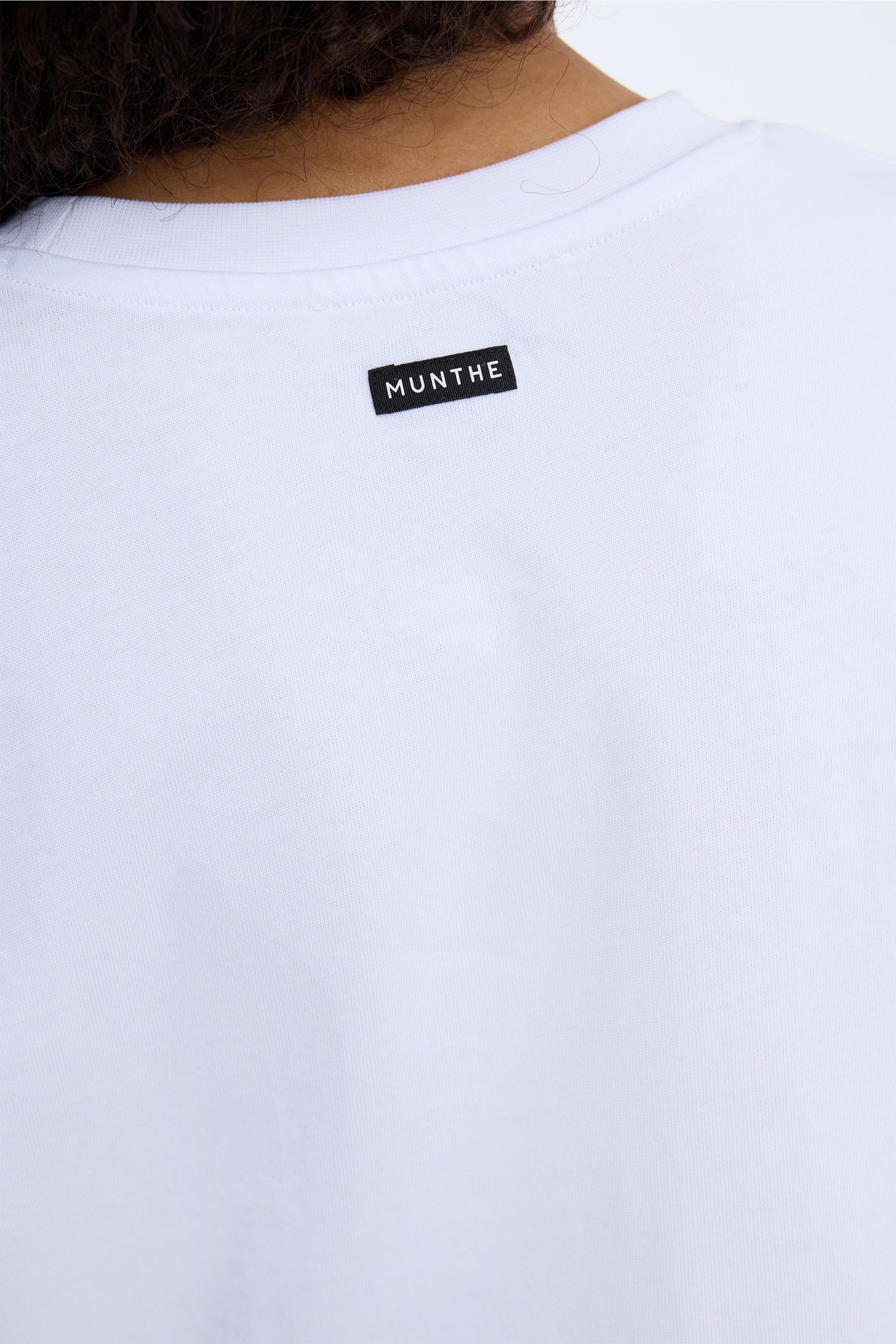 VUPITER - WHITE