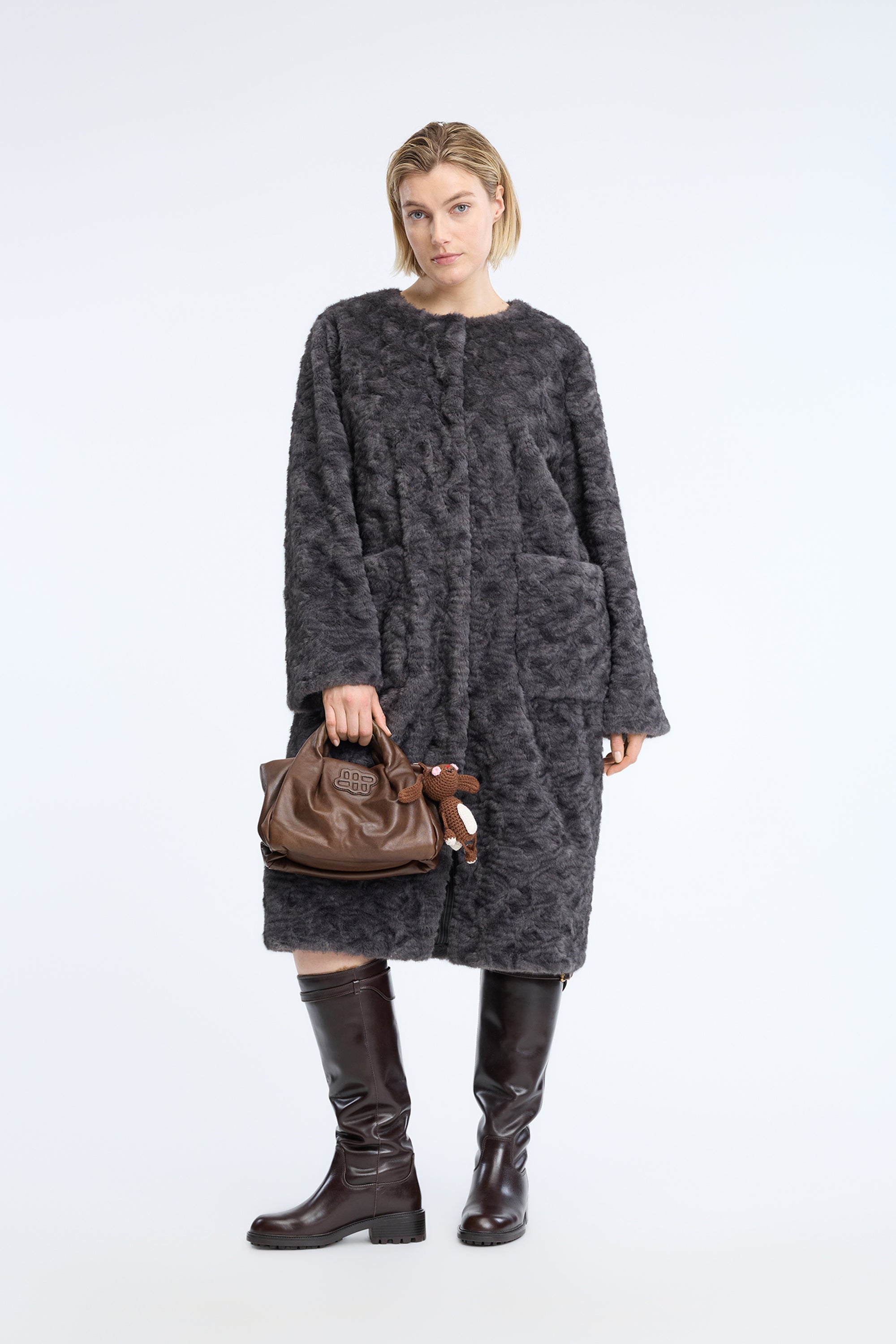 VAINA - GREY
