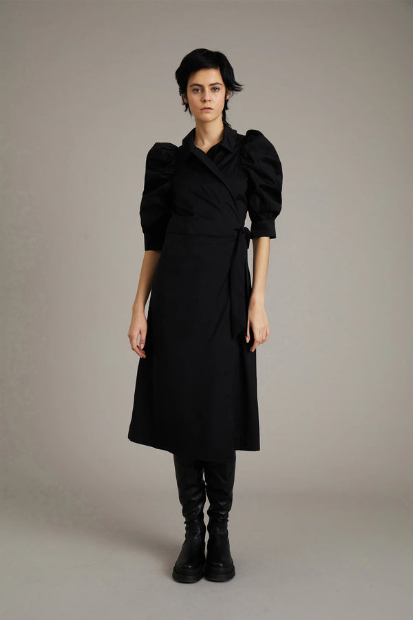 AITA - BLACK