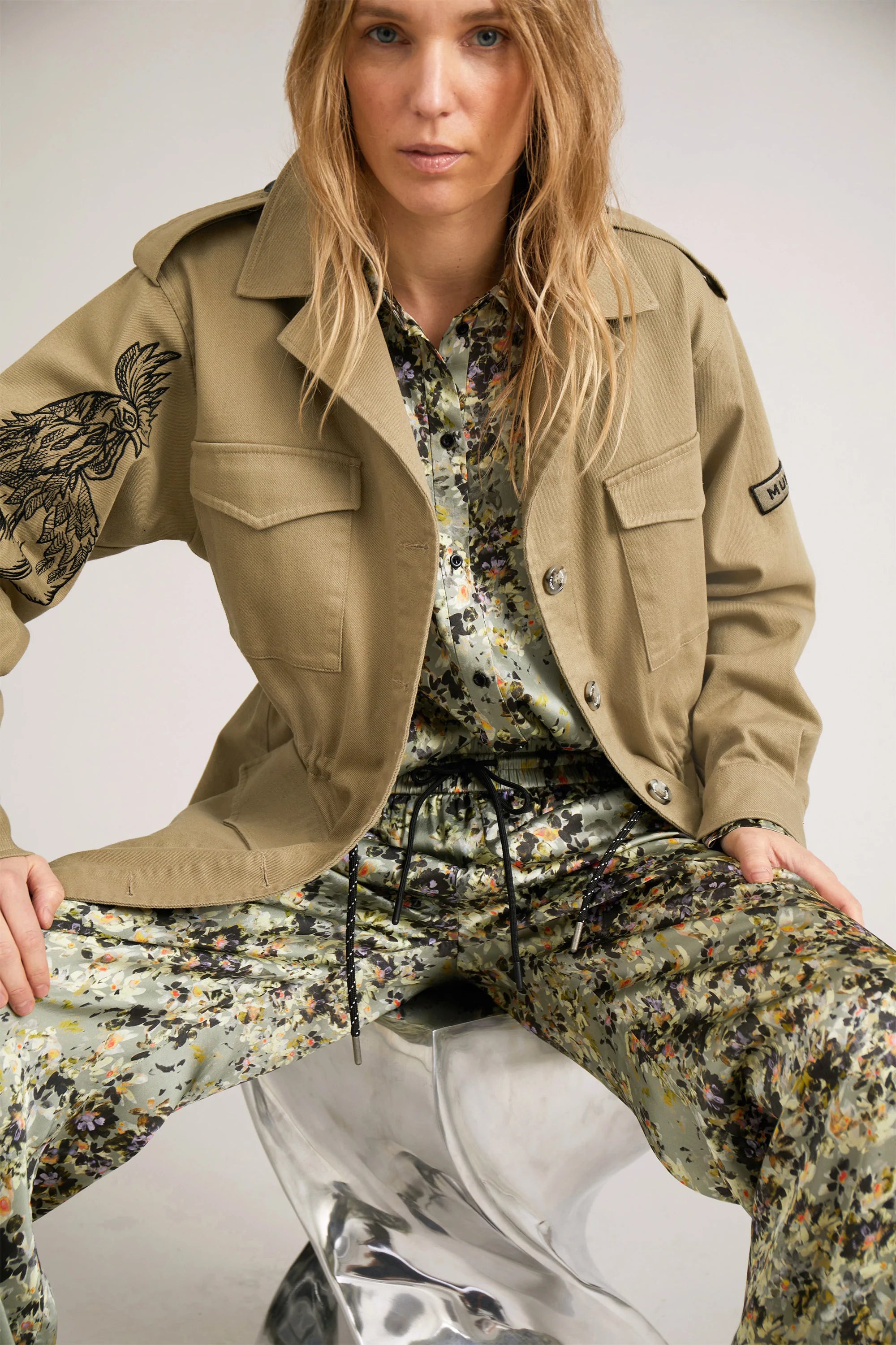 HI - KHAKI