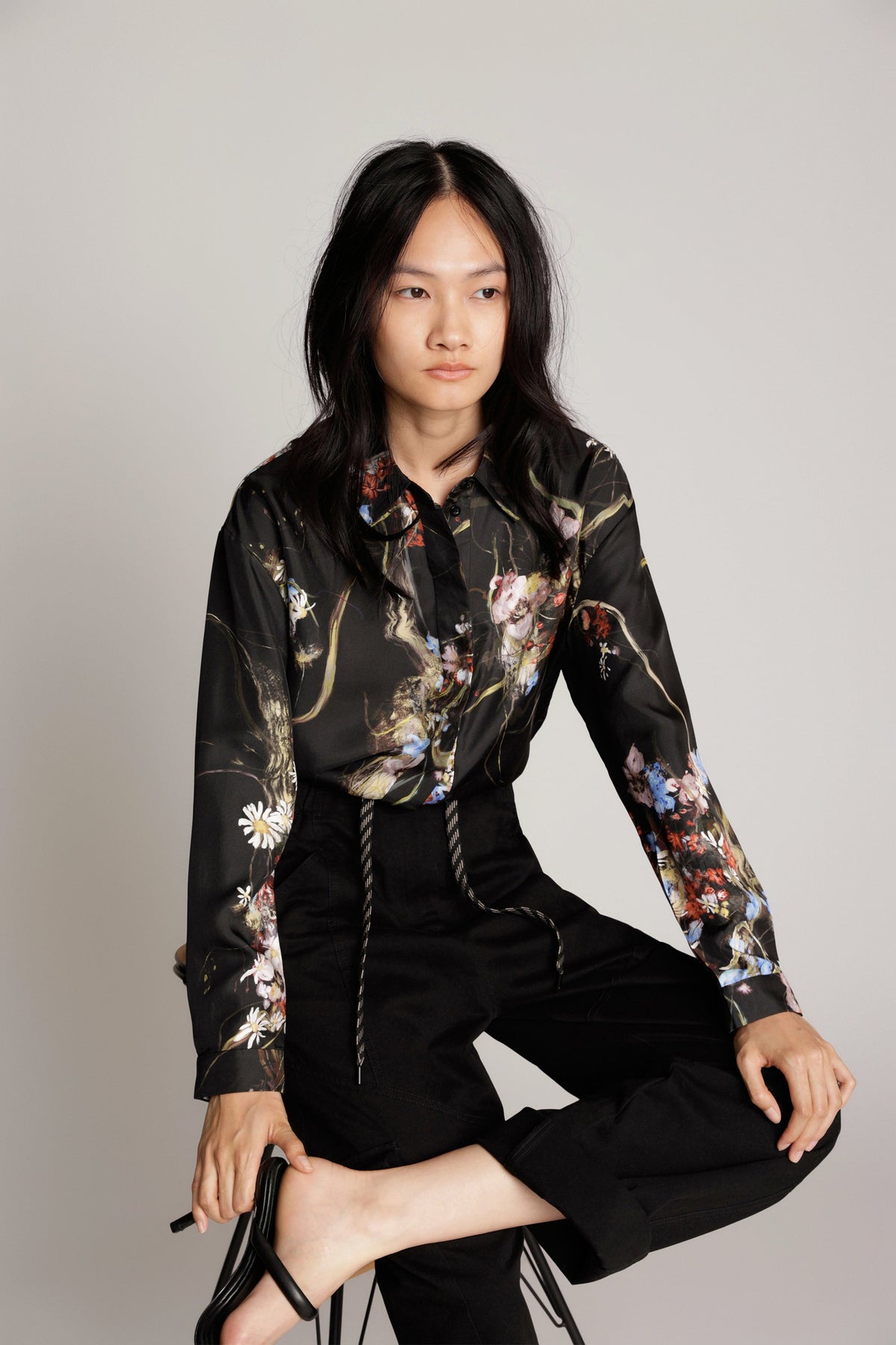 ASEIA SILK SHORT - BLACK