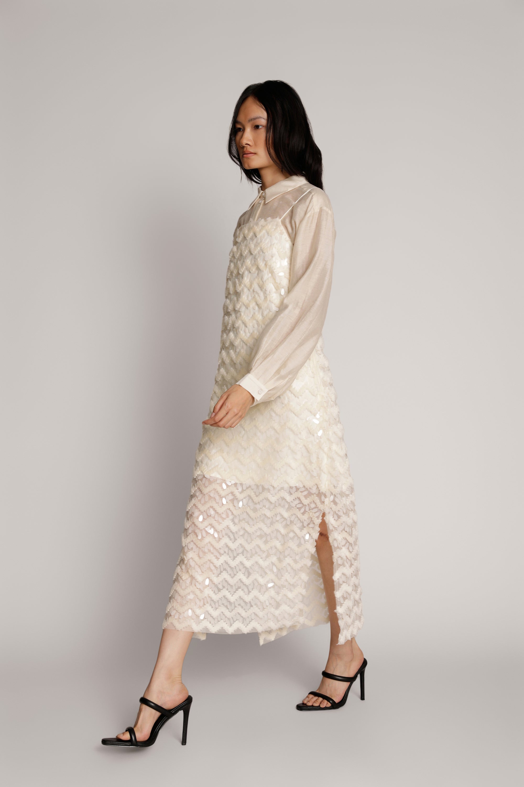MOVEMENT - CREME