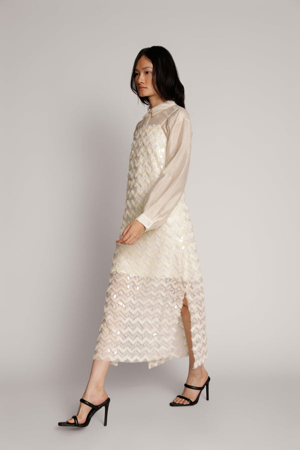 MOVEMENT - CREME