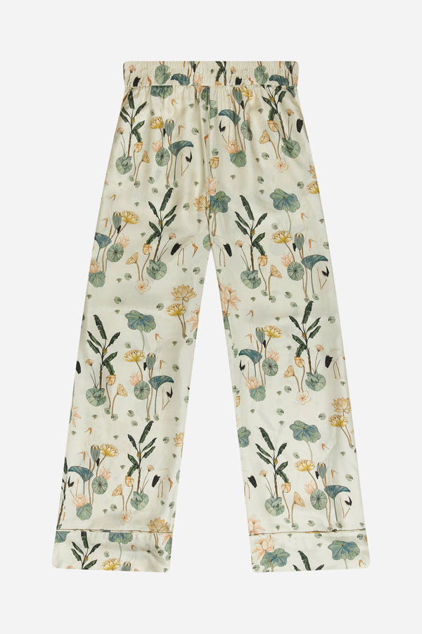 ARUM - IVORY